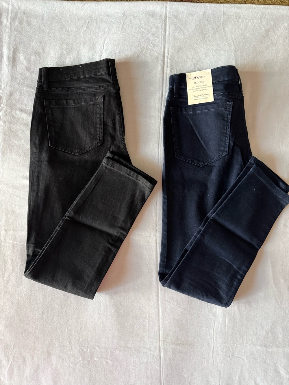 2 Pair NWT Banana Republic Factory Premium Denim Skinny Jeggings - Size 8P